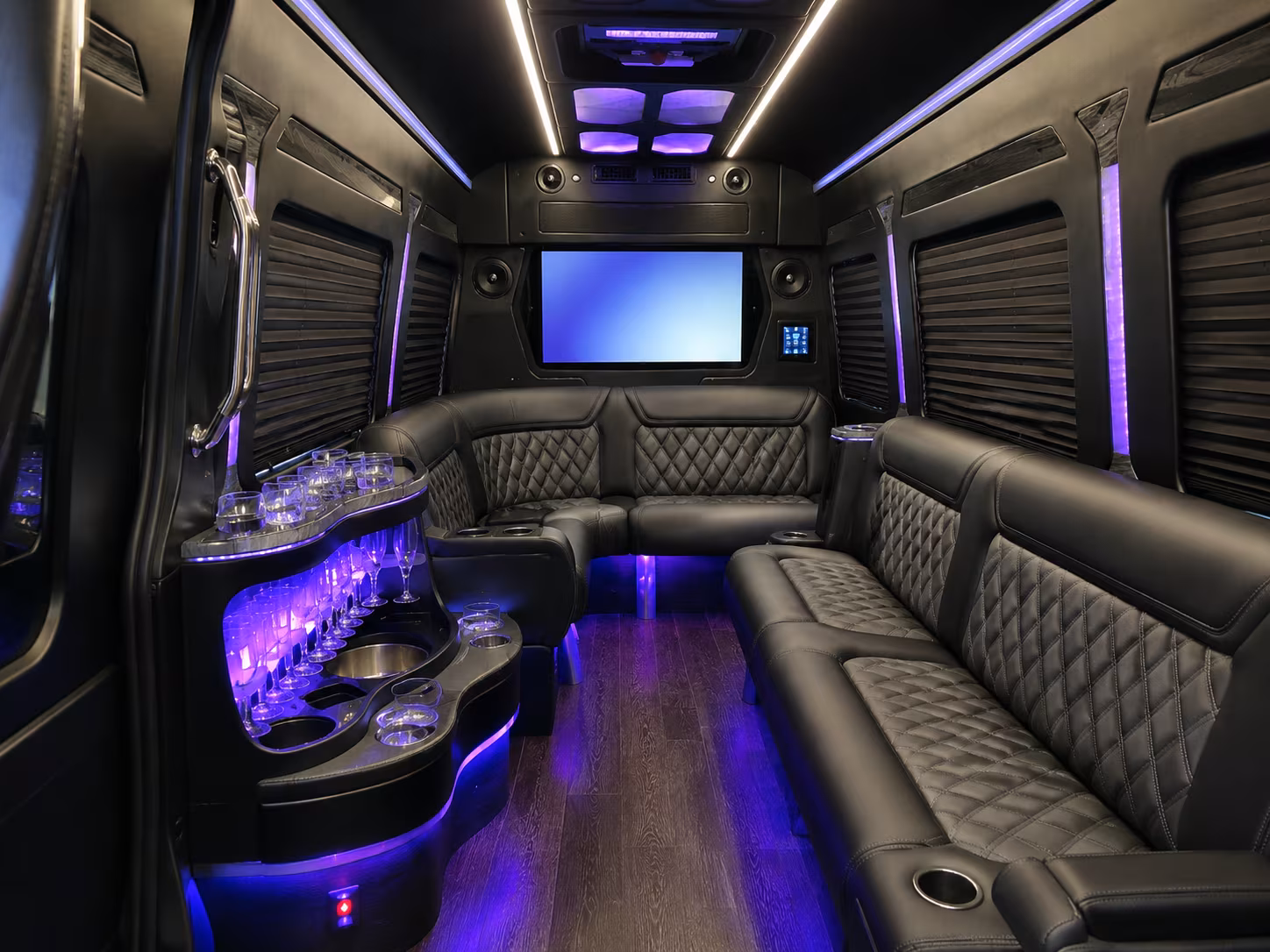 bus rentals for music festival weekends near tacoma