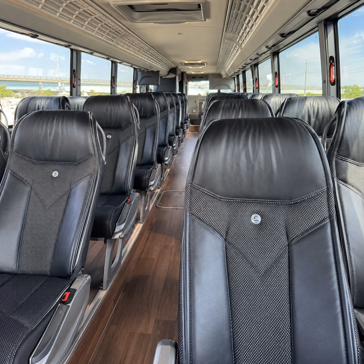 charter buses for museum and science field trips in tacoma