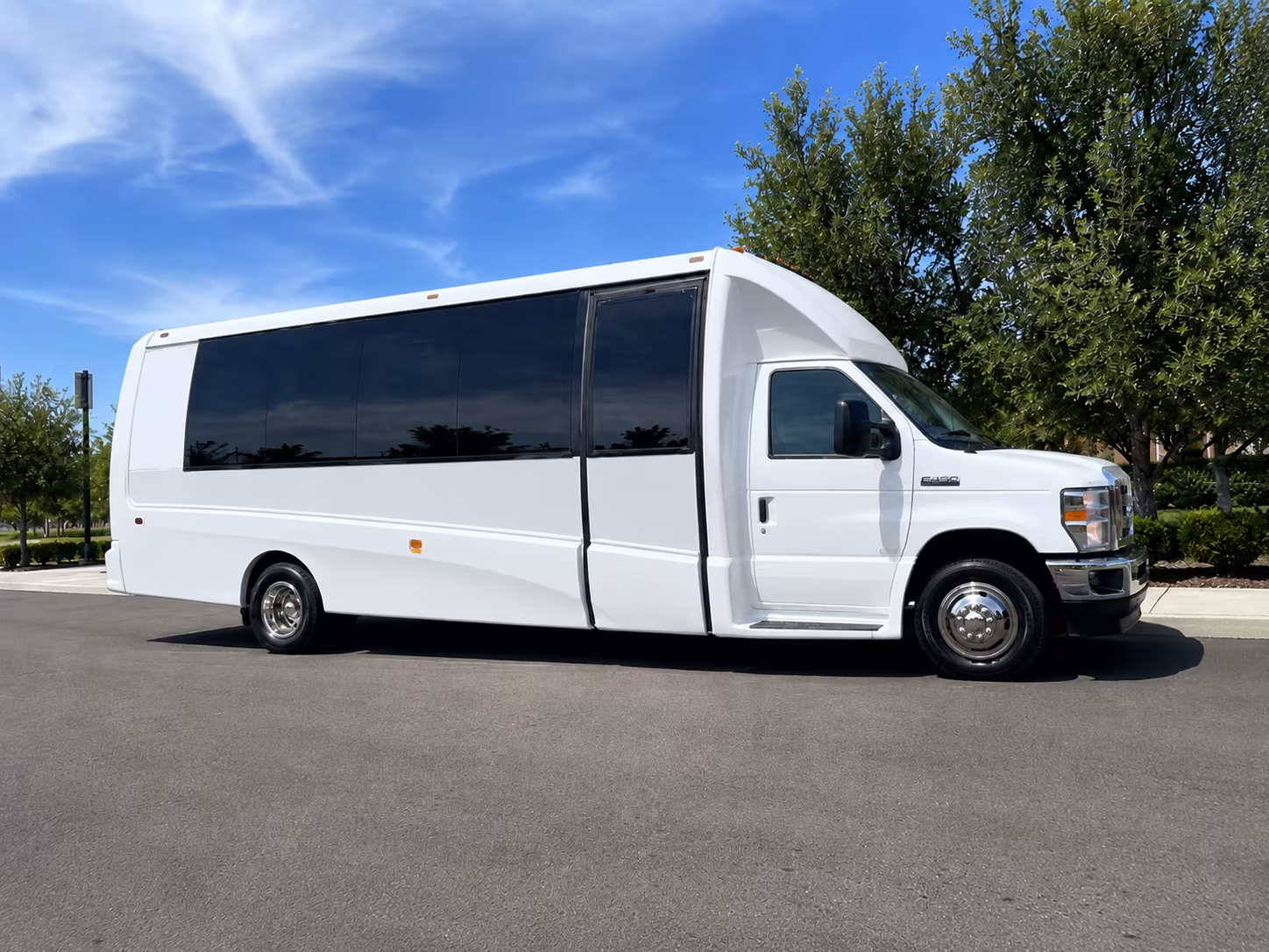 jblm and defense contractor corporate bus rentals in tacoma