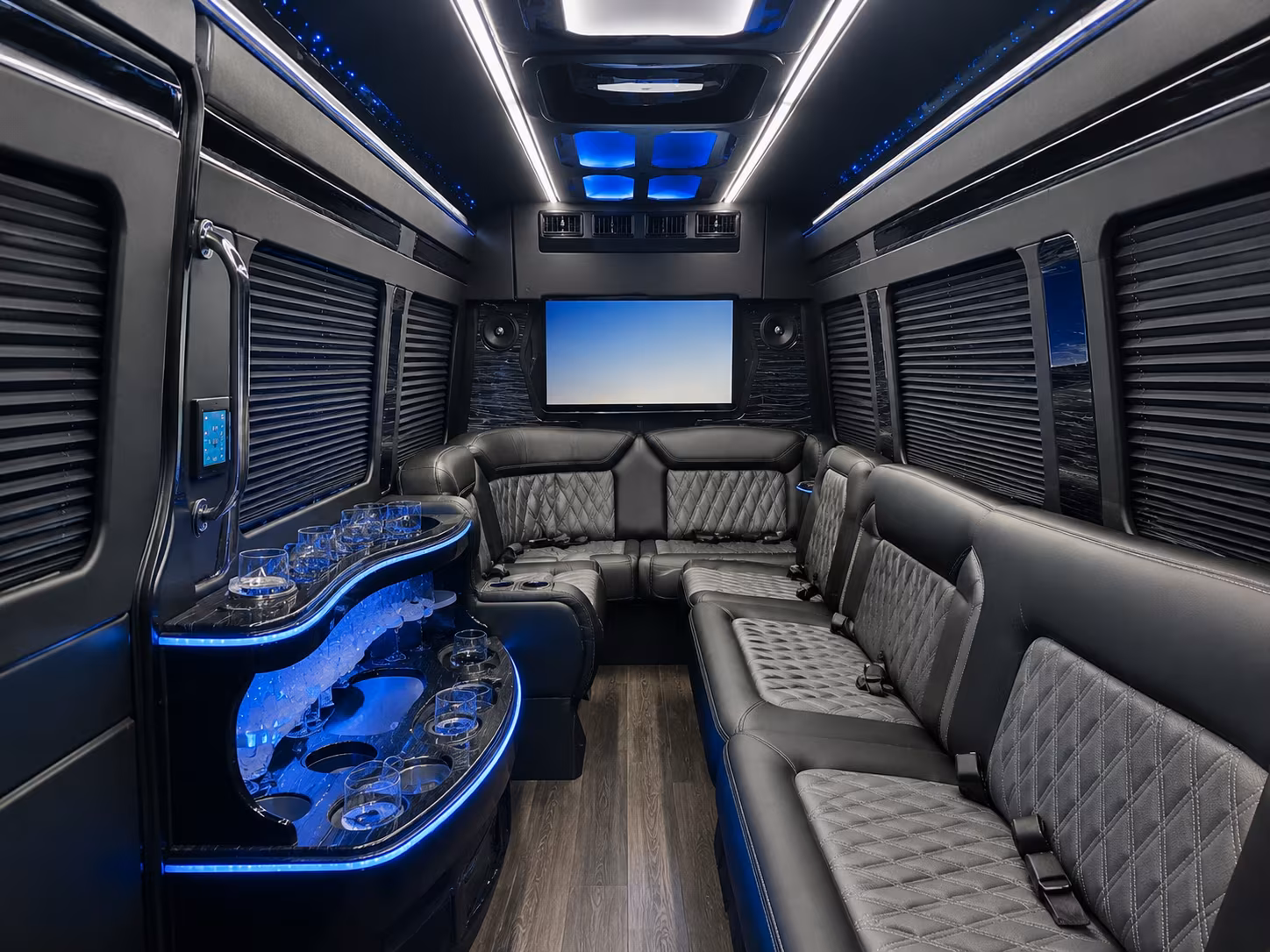 rent a bus in tacoma for the perfect prom pre party
