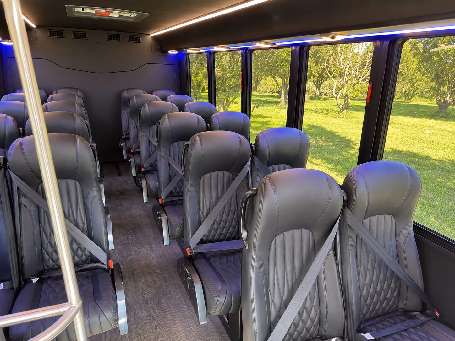 tacoma 20 passenger minibus interior