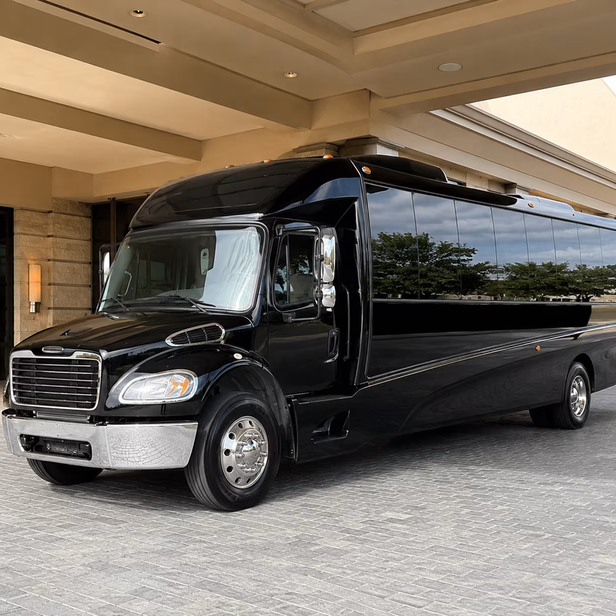 tacoma 20 passenger minibus